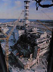 Zničený reaktor čtvrtého bloku elektrárny Černobyl
